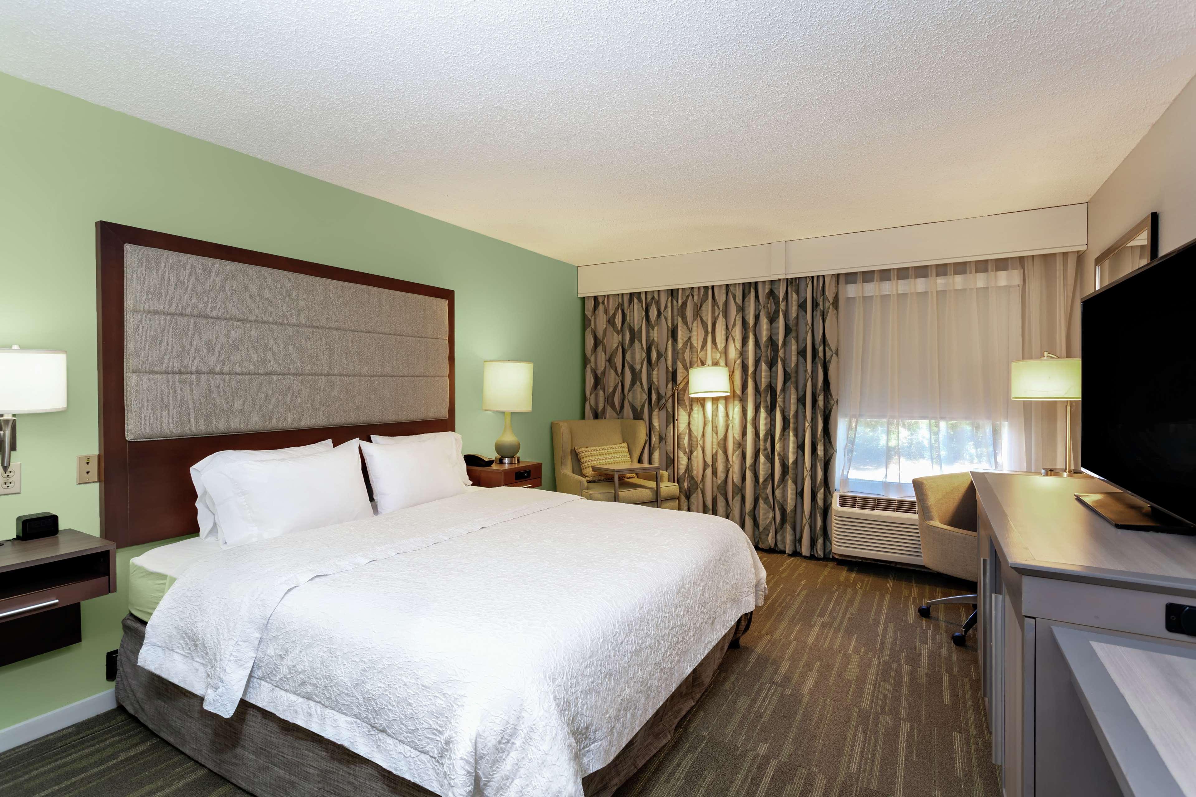 Hotel Hampton 3*