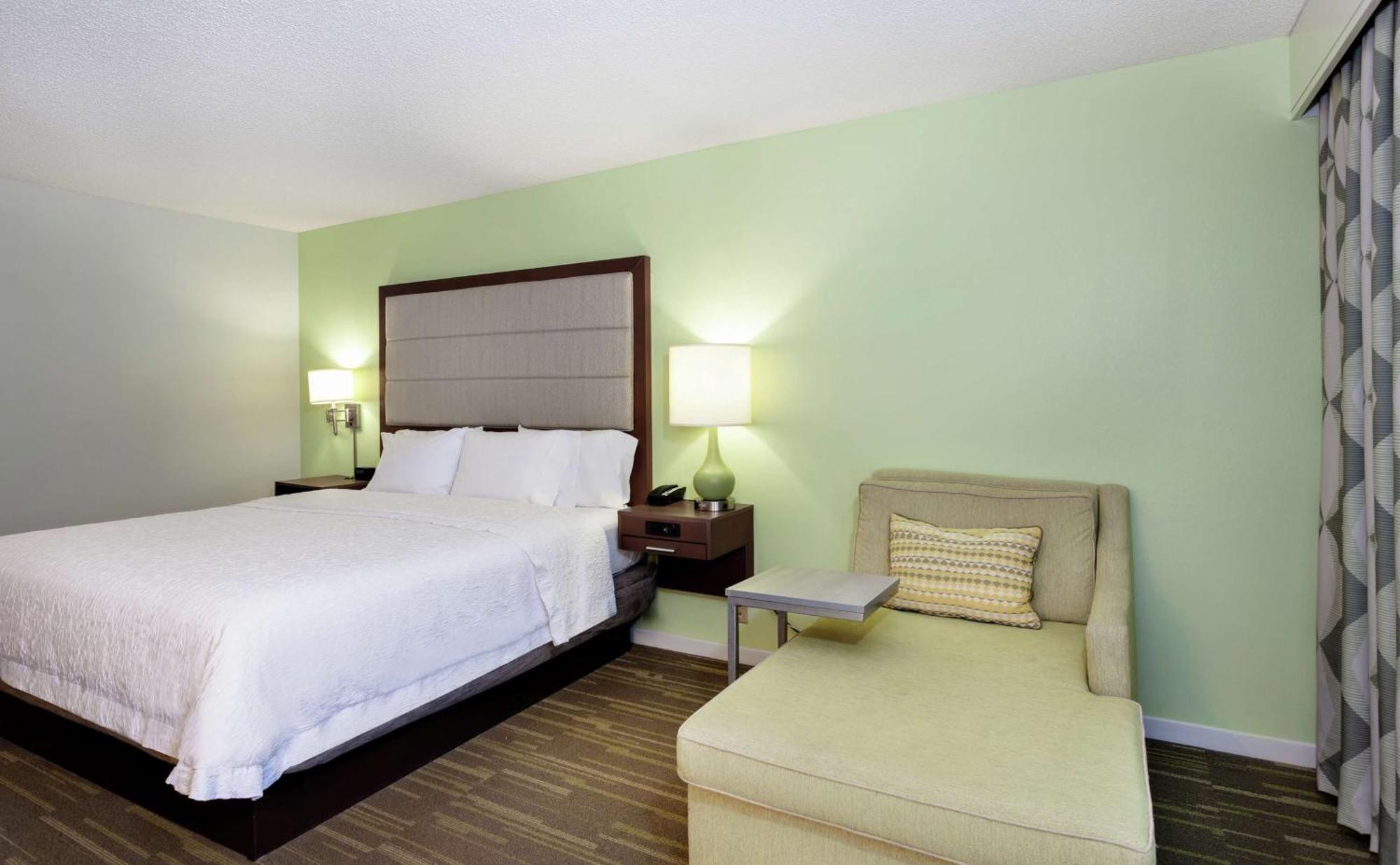 Hotel Hampton